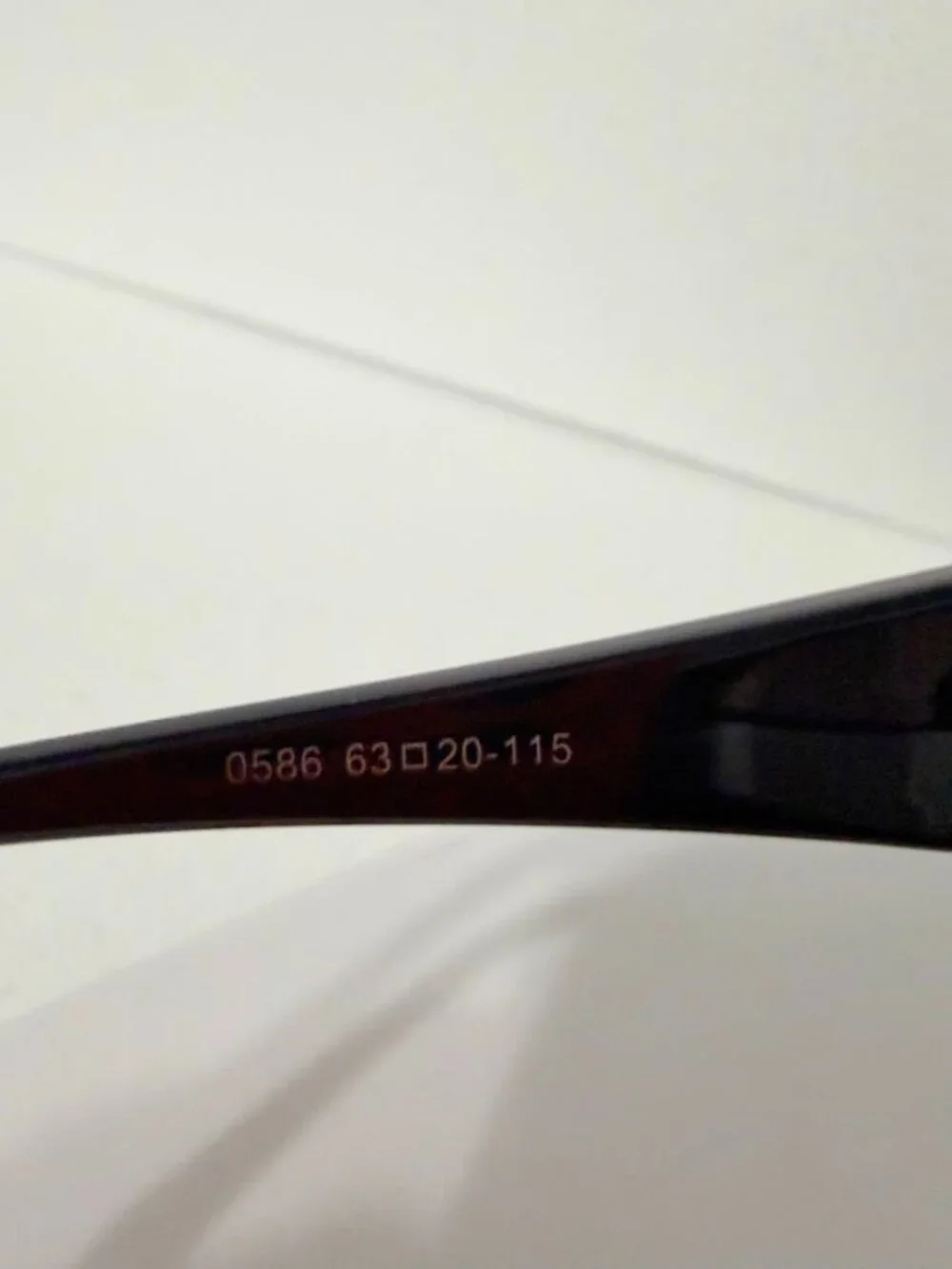 Black Oval Wrap Sunglasses Brown Lenses Gold Logo Detail 63-20-115